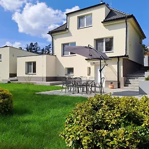  Apartmán Apartmanovy Dum Se Zahradou V Klidne Casti Prahy